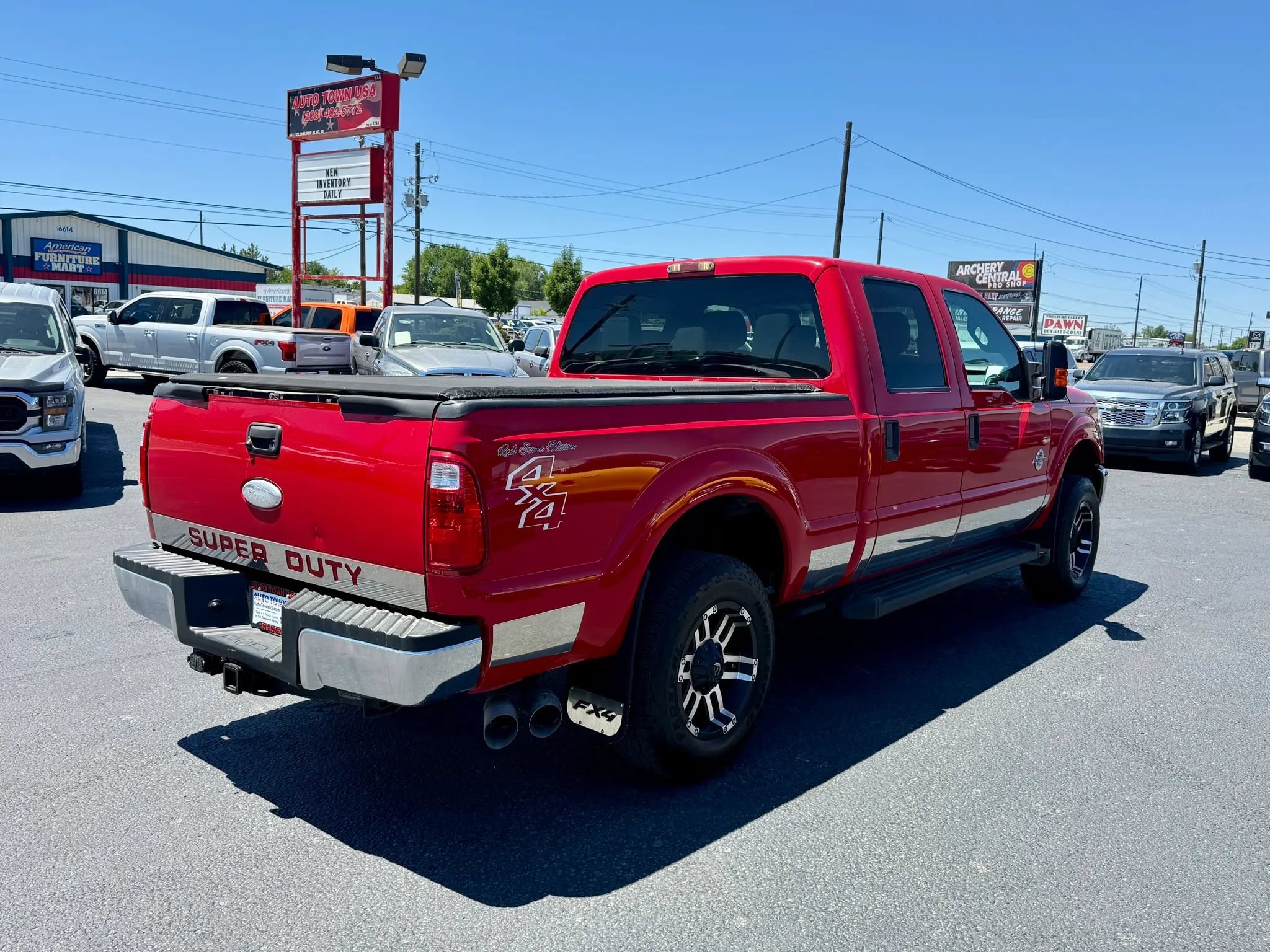 Used 2012 Ford F250 XLT w/ Advanced Security Group AWD/4WD image 5