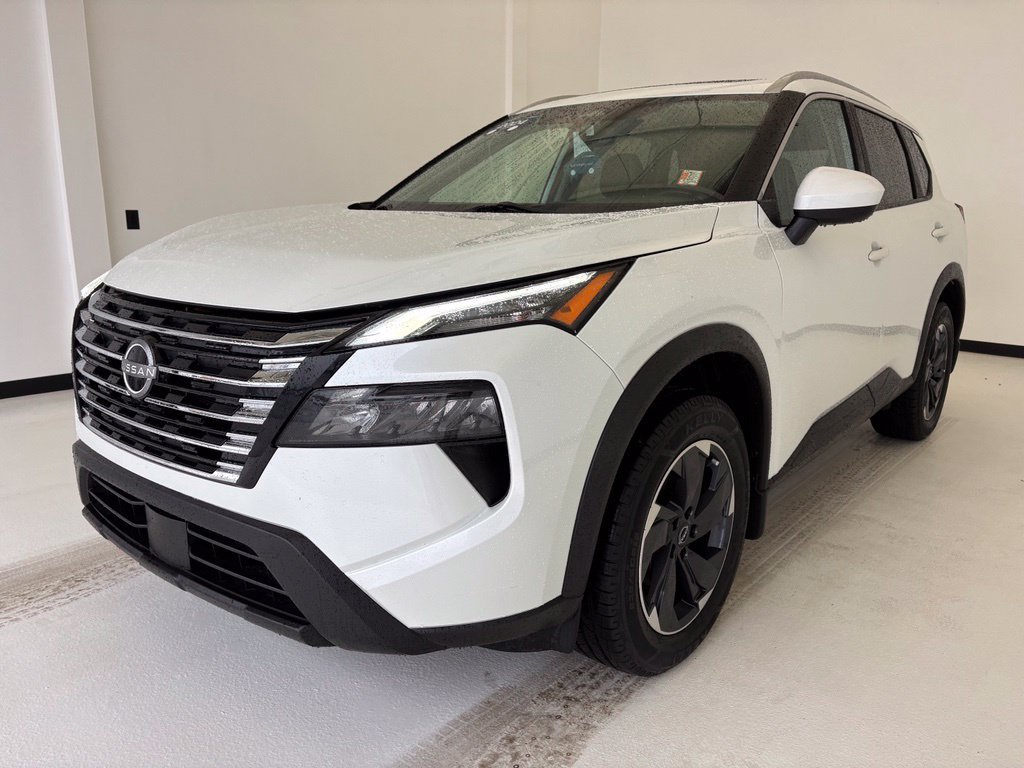 Used 2024 Nissan Rogue SV w/ SV Premium Package FWD image 16