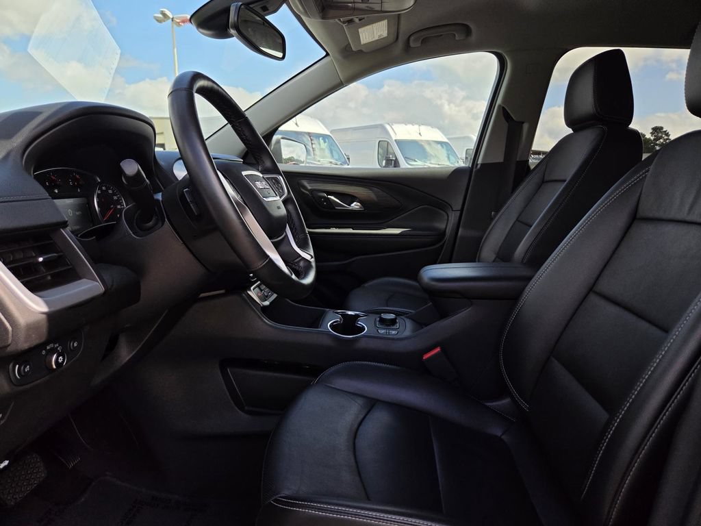 Used 2024 GMC Terrain SLT AWD/4WD image 12