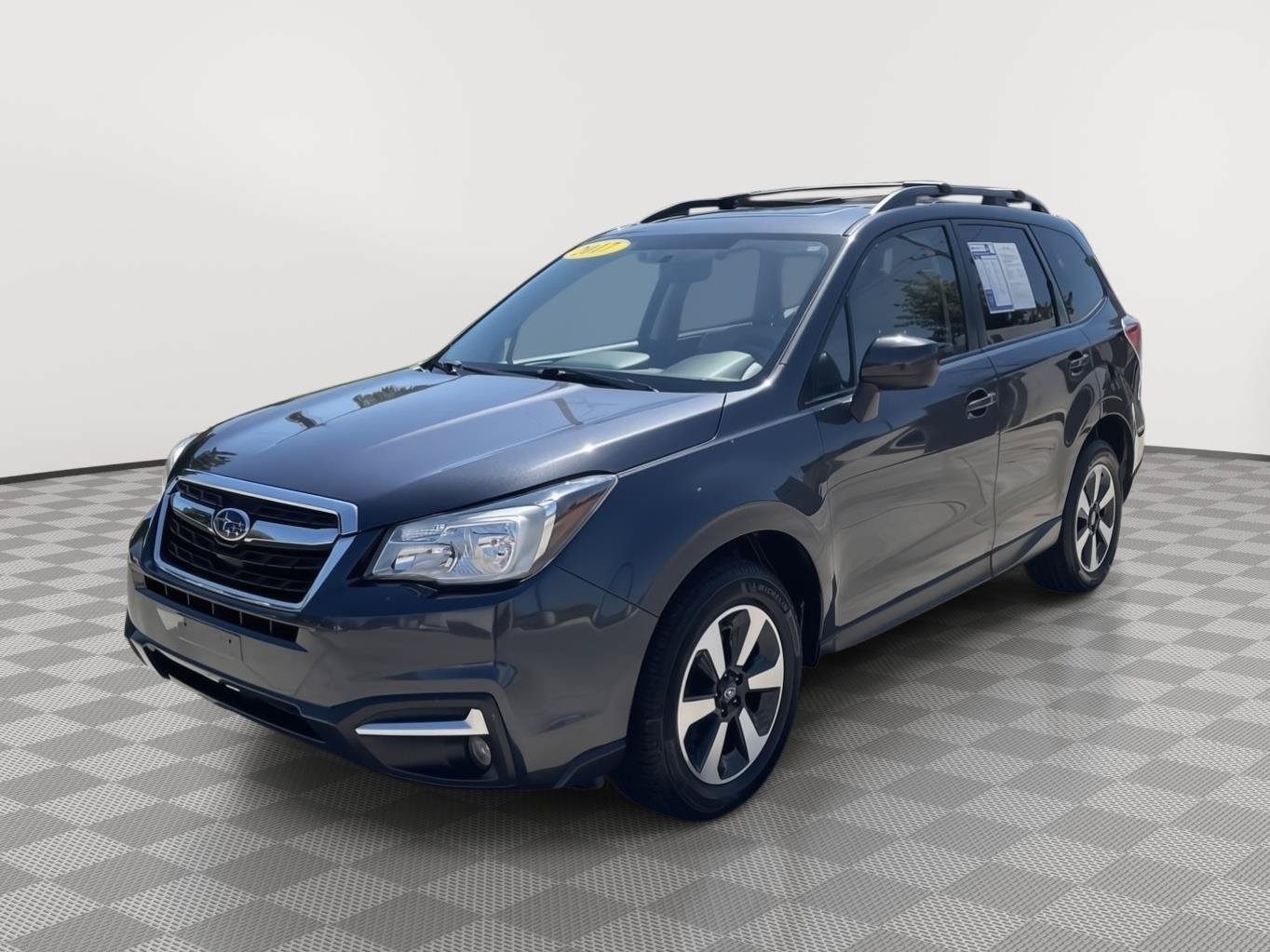 Used 2017 Subaru Forester 2.5i Premium AWD/4WD image 11