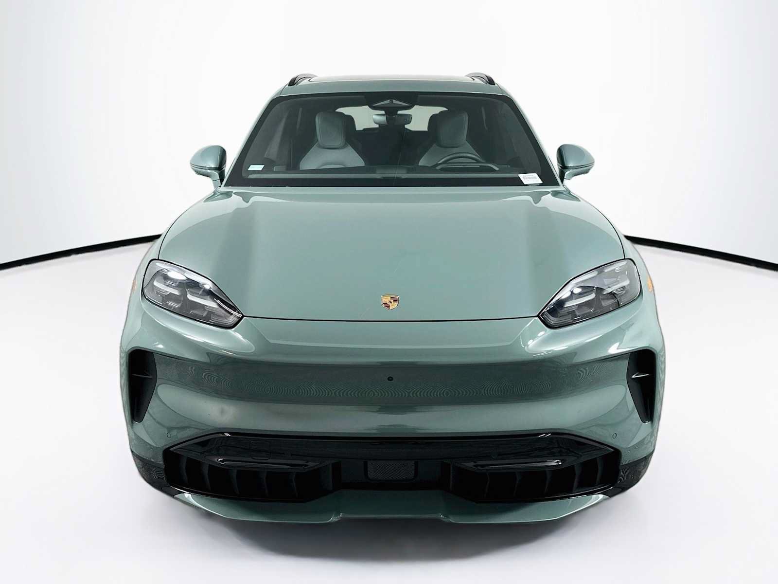 New 2026 Porsche Cayenne Electric AWD/4WD image 6