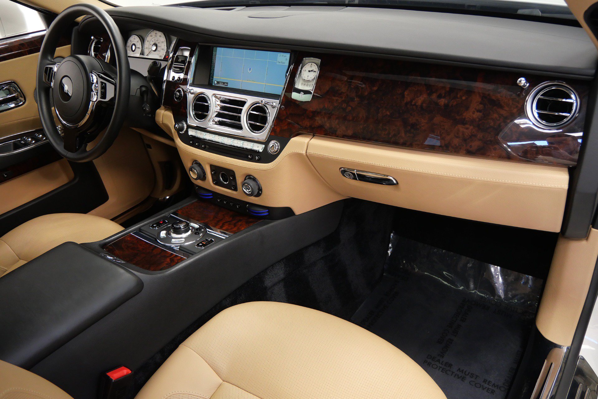 Used 2013 Rolls-Royce Ghost RWD image 14