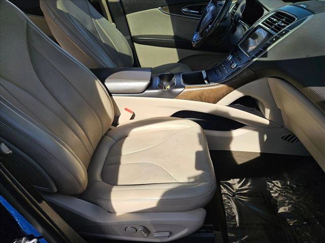 Used 2019 Lincoln Nautilus Reserve image 21