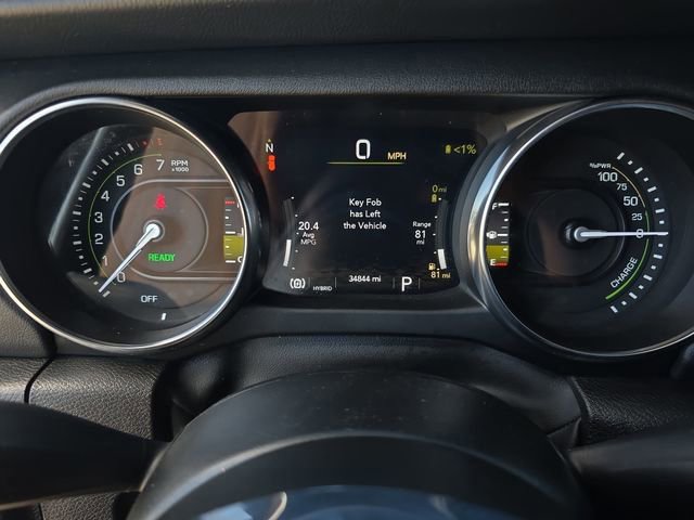 Used 2022 Jeep Wrangler Unlimited Sahara w/ Cold Weather Group image 18