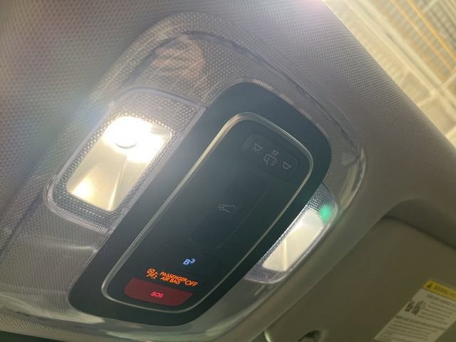 Used 2024 Hyundai Kona Limited AWD/4WD image 61