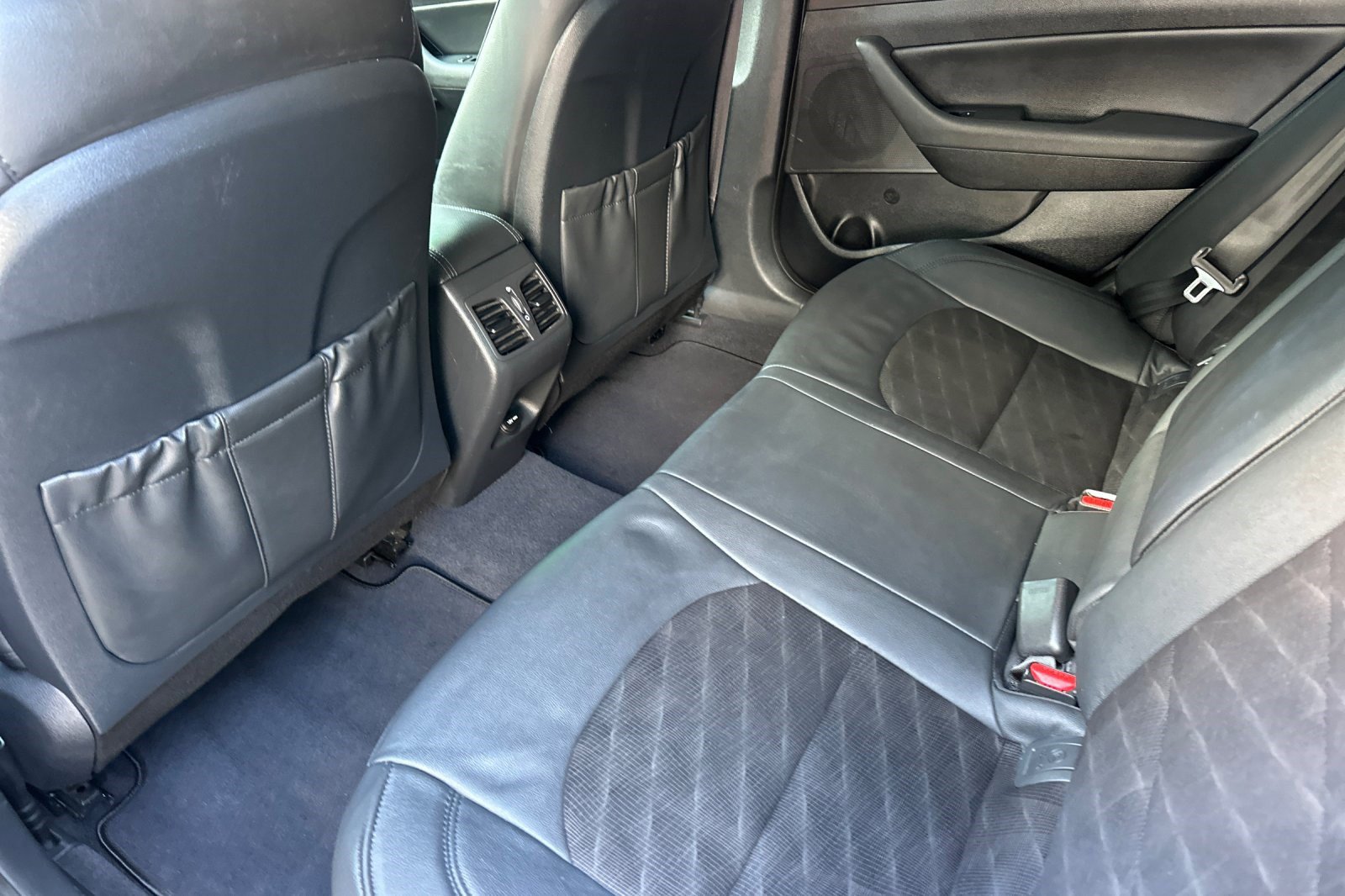 Used 2016 Hyundai Sonata Sport w/ Option Group 03 FWD image 15