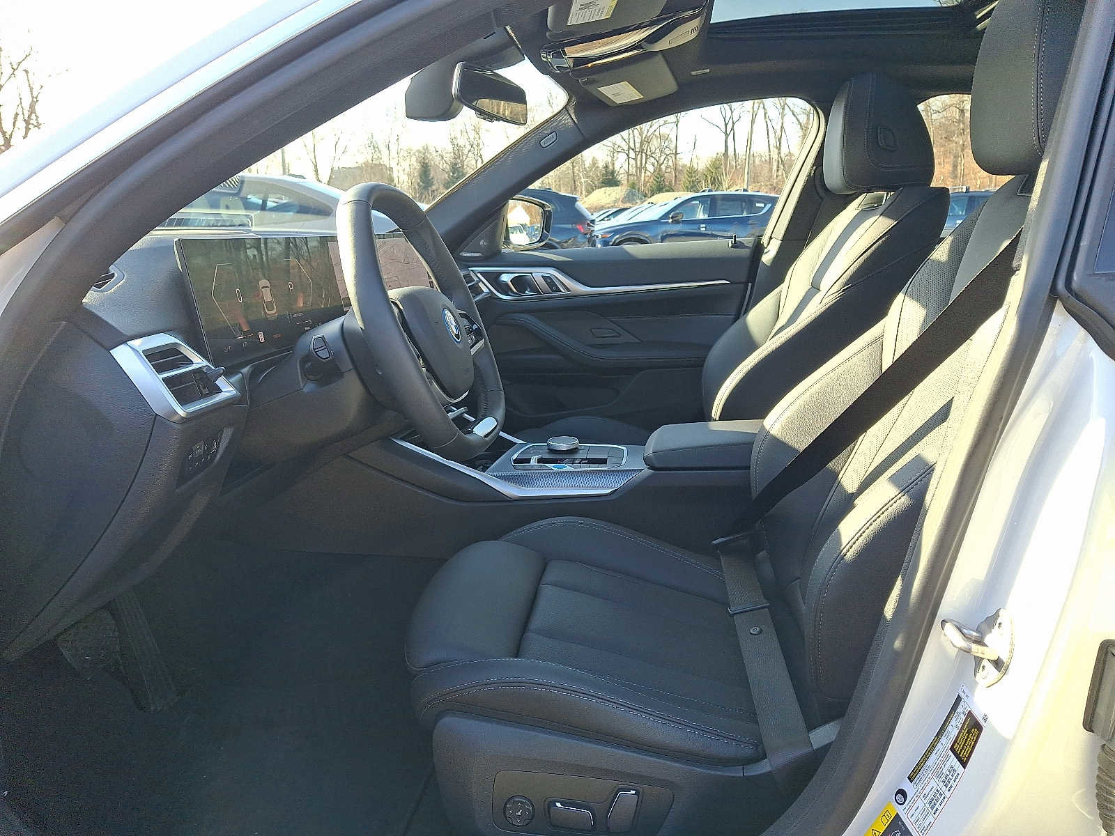 Used 2025 BMW i4 eDrive40 w/ Premium Package image 13