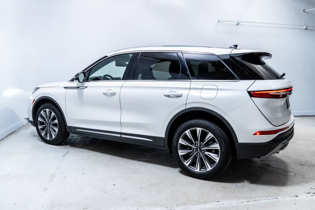 Used 2022 Lincoln Corsair Reserve w/ Elements Package AWD/4WD image 2