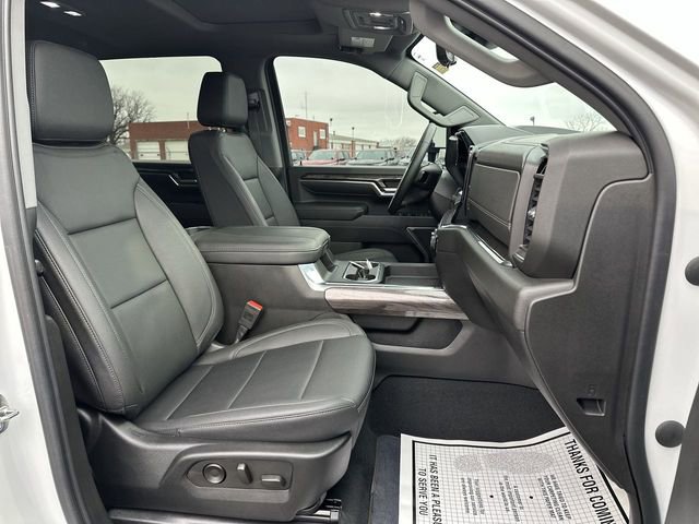 Used 2024 Chevrolet Silverado 2500 LTZ w/ LTZ Premium Package image 29