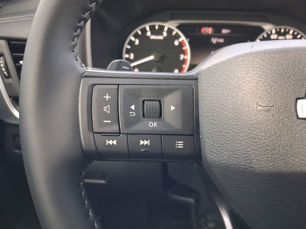 Used 2026 Nissan Rogue SV image 27