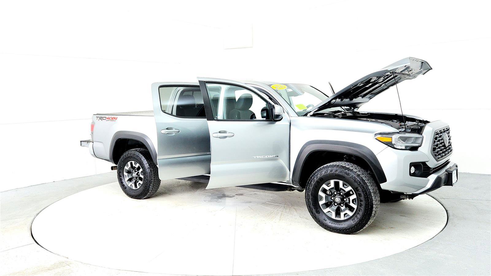 Certified 2023 Toyota Tacoma TRD Off-Road image 12