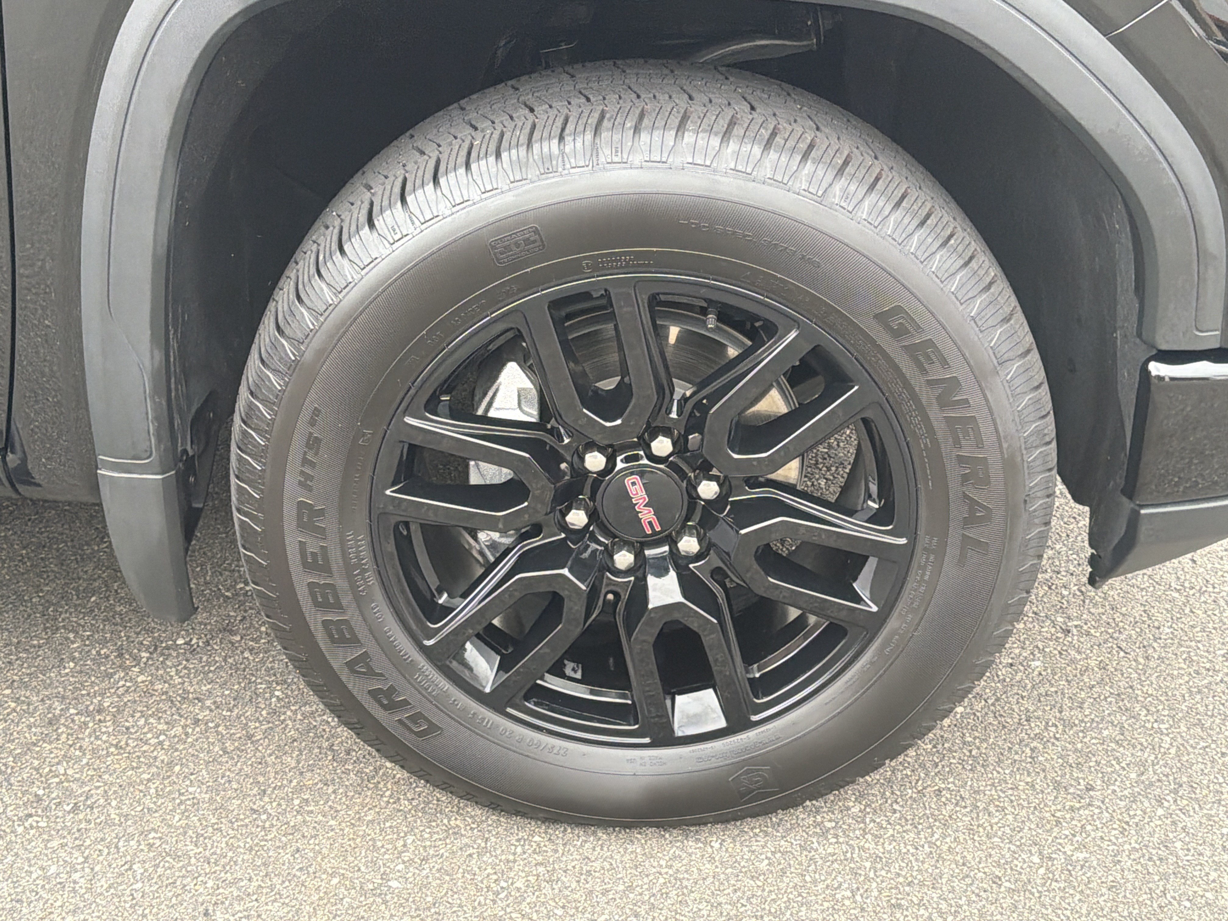 Used 2025 GMC Sierra 1500 Elevation AWD/4WD image 12