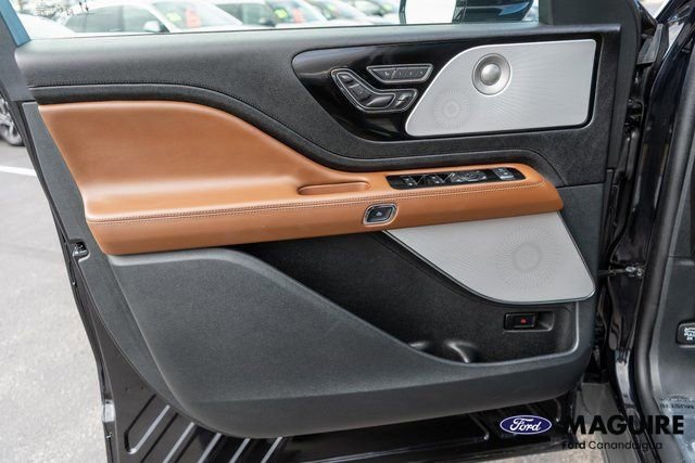 Used 2024 Lincoln Aviator Reserve w/ Equipment Group 201A image 19