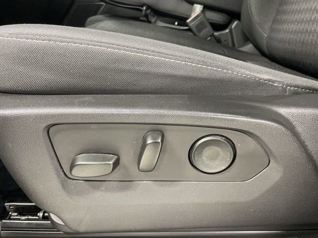 Used 2024 Chevrolet Silverado 1500 LT image 12