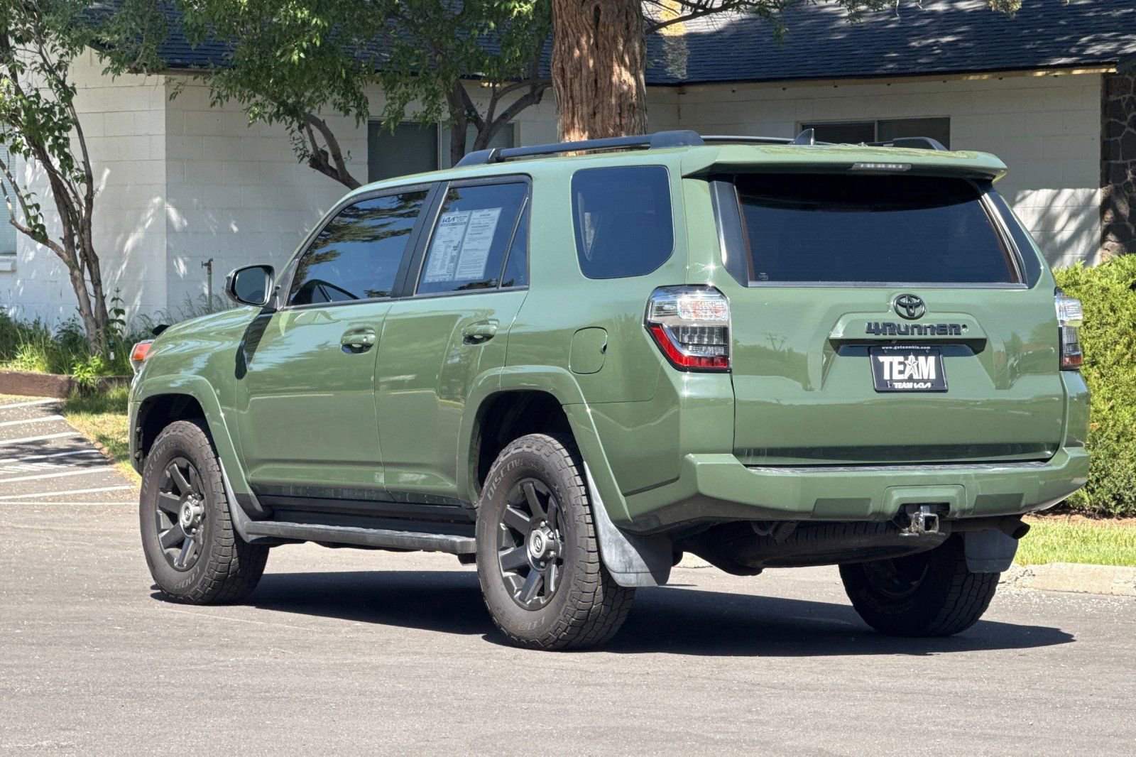 Used 2021 Toyota 4Runner Trail Special Edition AWD/4WD image 6