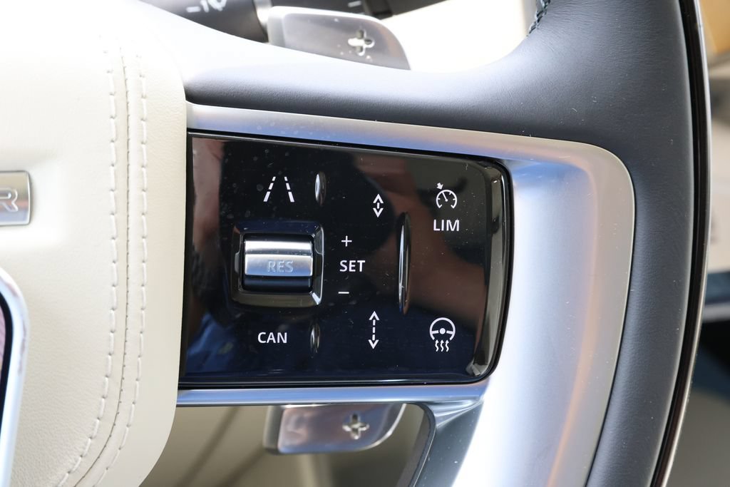 New 2026 Land Rover Range Rover SE AWD/4WD image 16