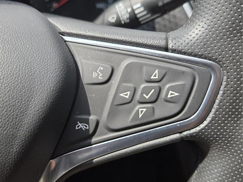 Used 2023 Chevrolet Malibu LT FWD image 31