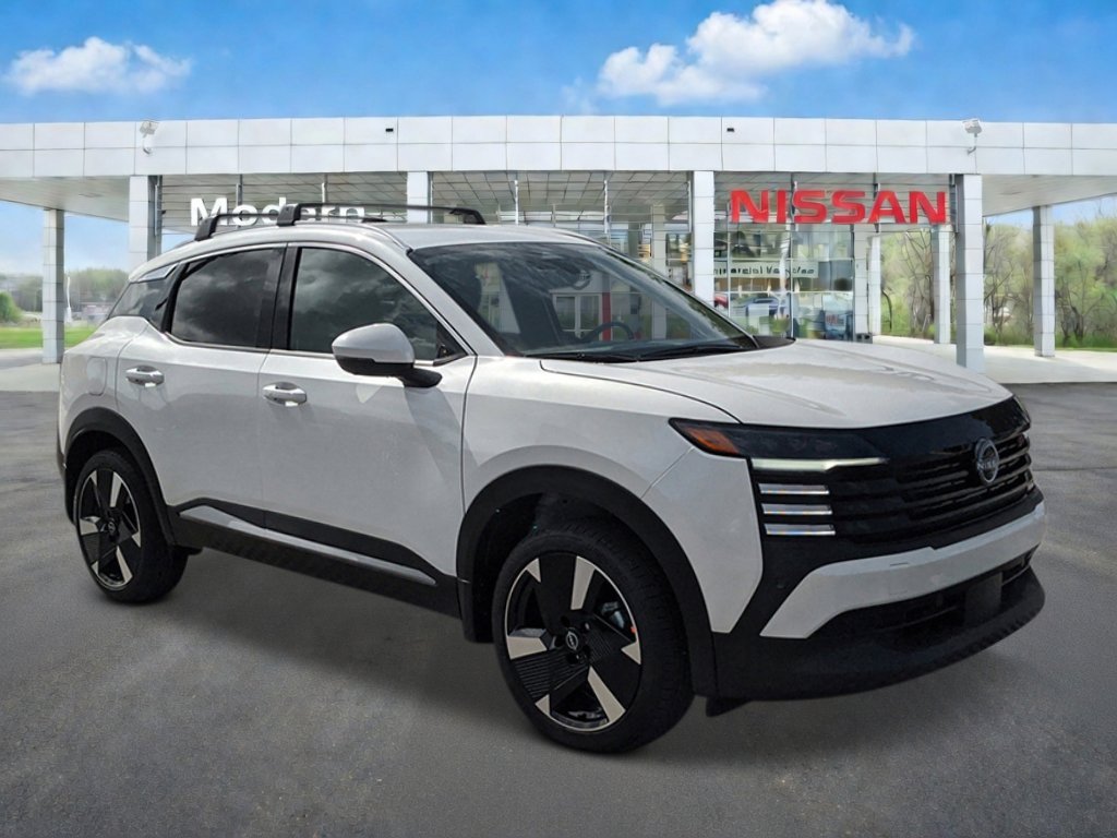 New 2026 Nissan Kicks SR w/ Cold Weather Package image 7