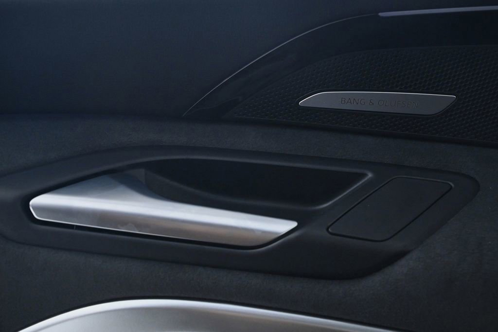 New 2025 Audi SQ5 Premium Plus image 22