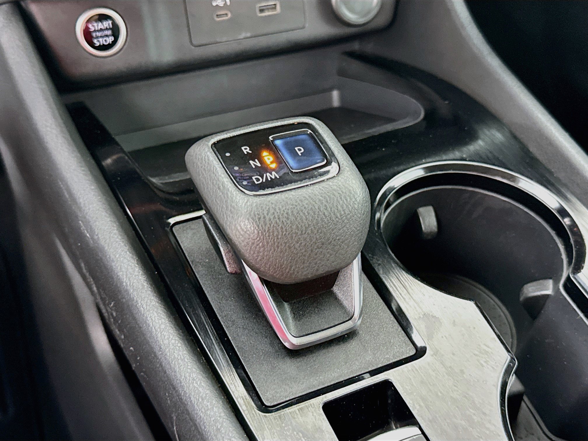 Used 2021 Nissan Rogue S FWD image 16