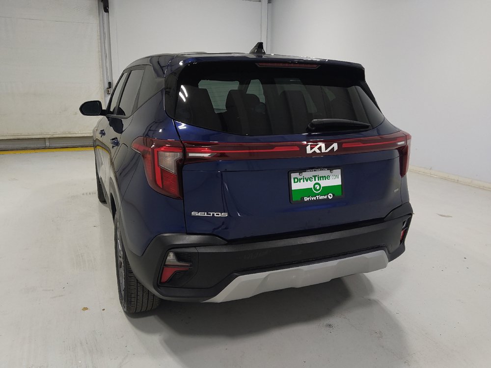 Used 2025 Kia Seltos LX AWD/4WD image 6