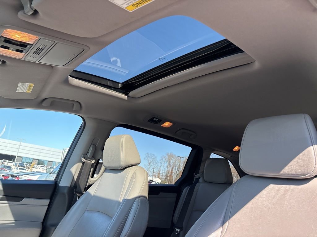 Used 2023 Honda Odyssey EX-L image 32