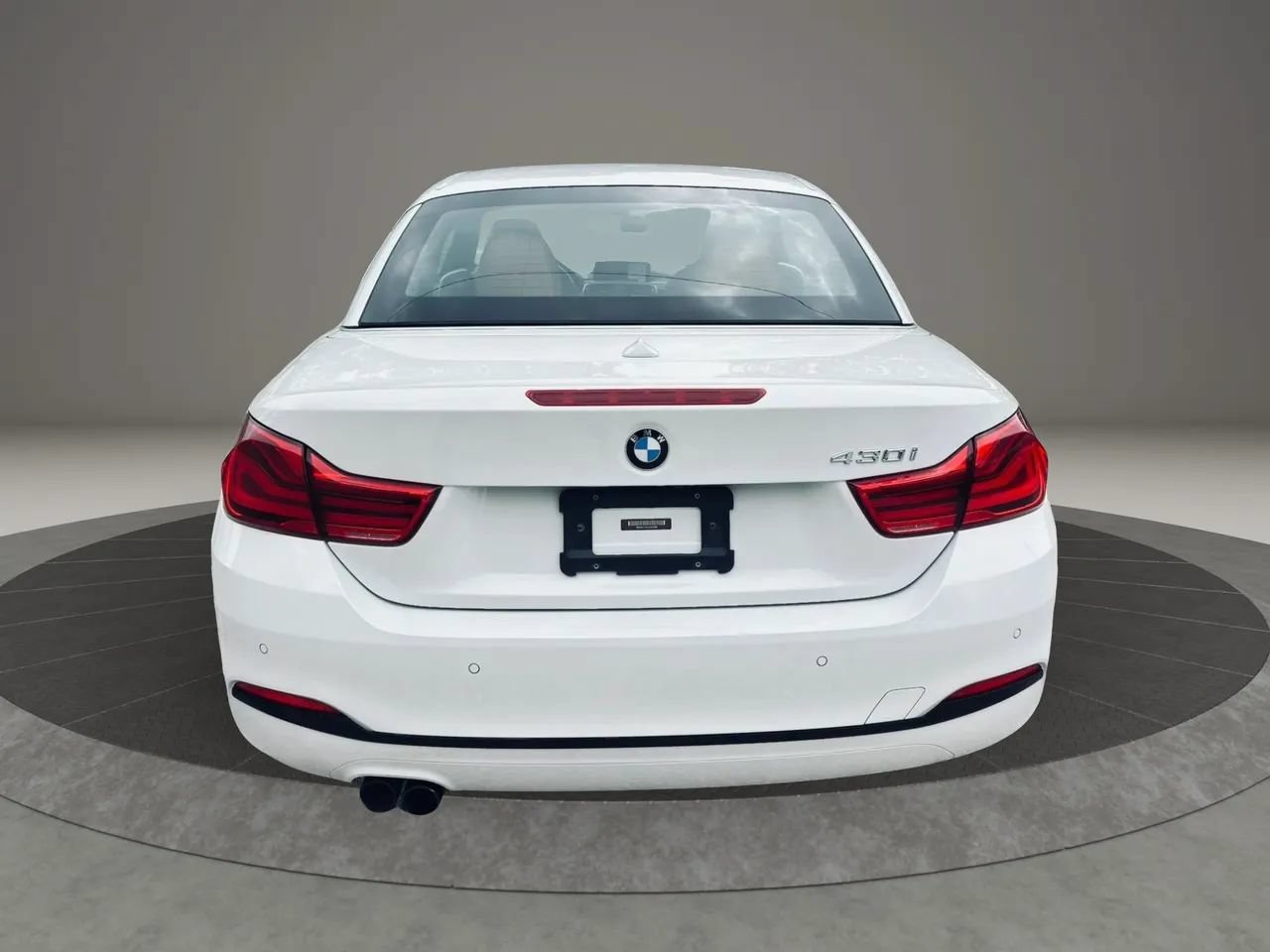 Used 2018 BMW 430i Convertible RWD image 4