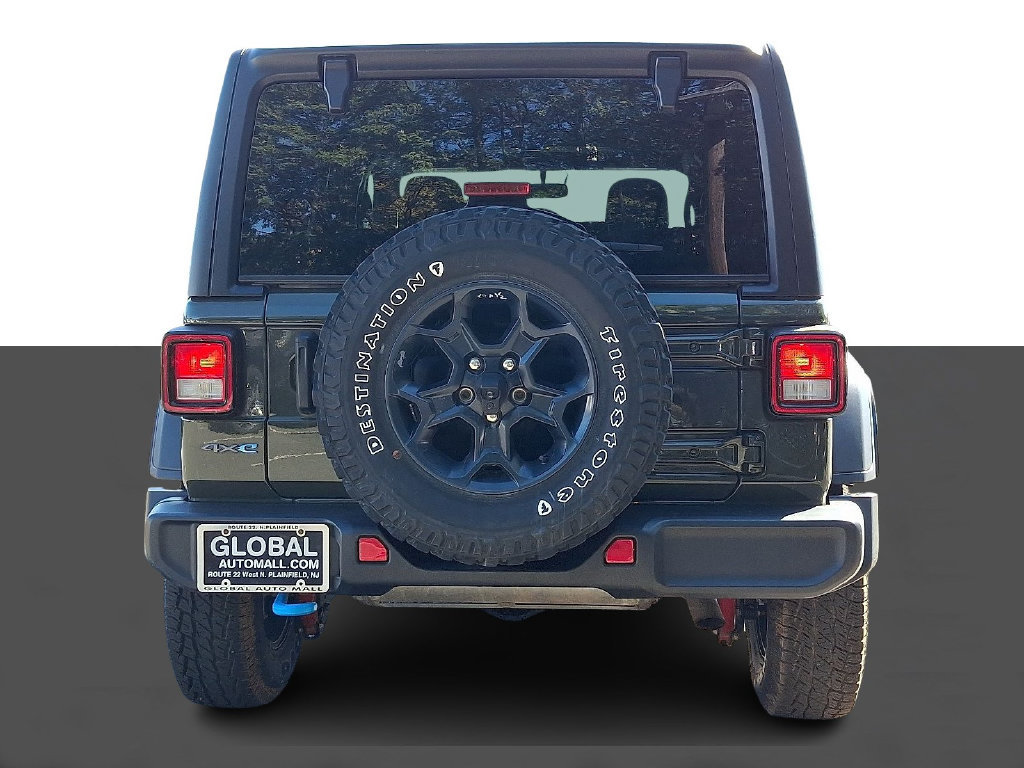 Used 2023 Jeep Wrangler Unlimited w/ Cold Weather Group AWD/4WD image 6
