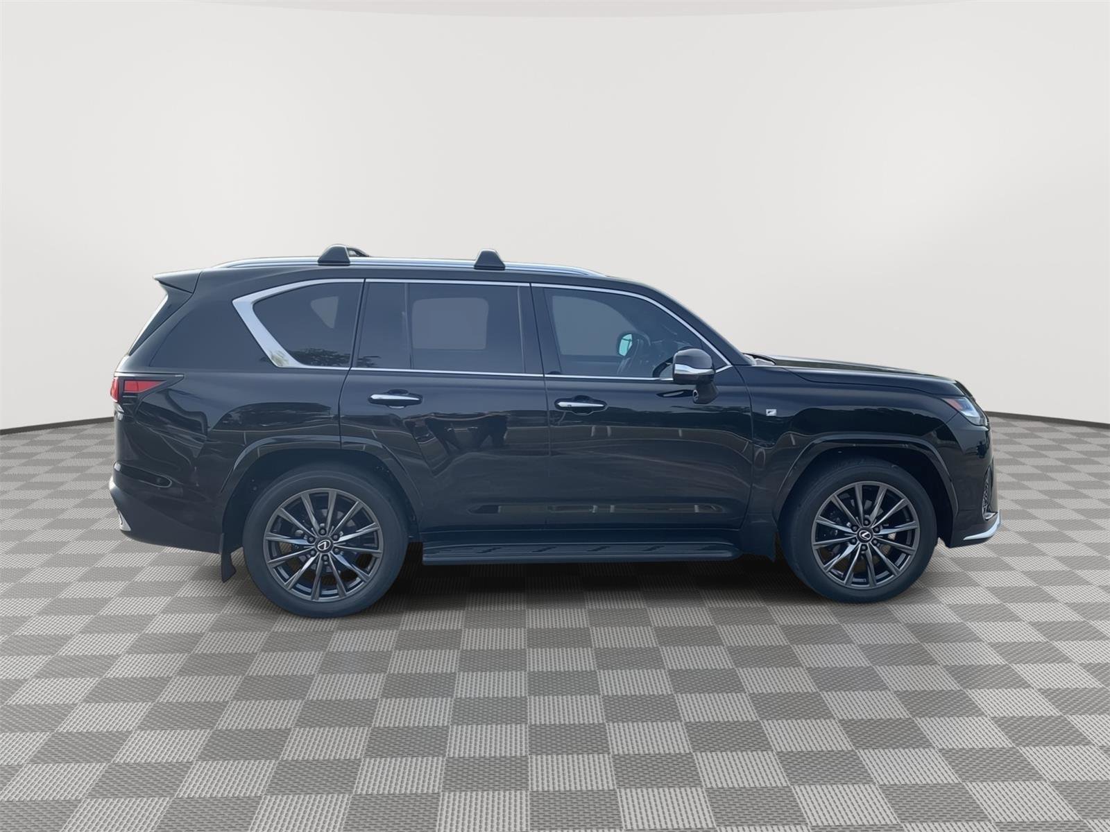 Used 2024 Lexus LX 600 F Sport image 6