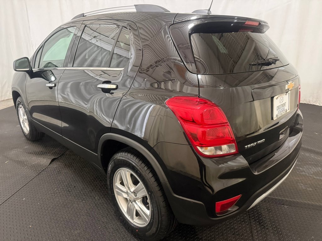 Used 2019 Chevrolet Trax LT w/ LT Convenience Package image 8