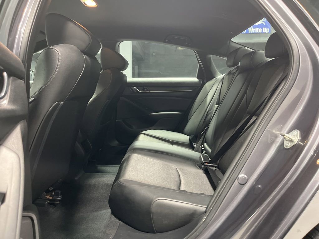 Used 2020 Honda Accord Sport image 32