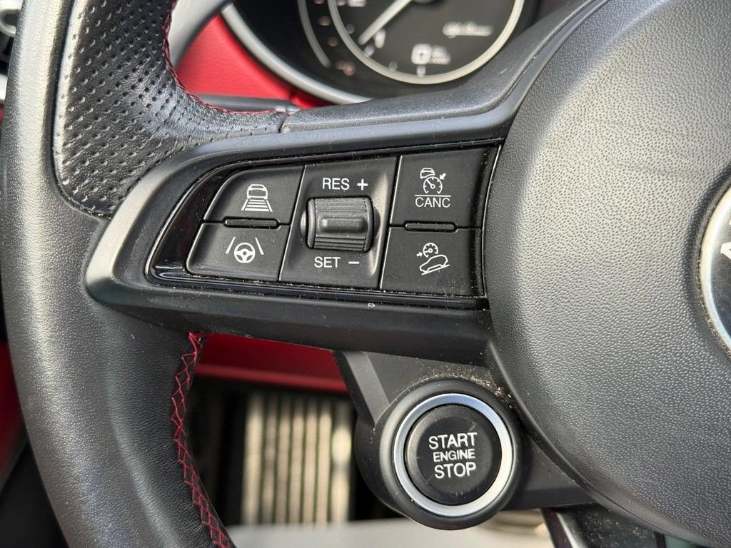 Used 2021 Alfa Romeo Stelvio Ti Sport AWD/4WD image 14