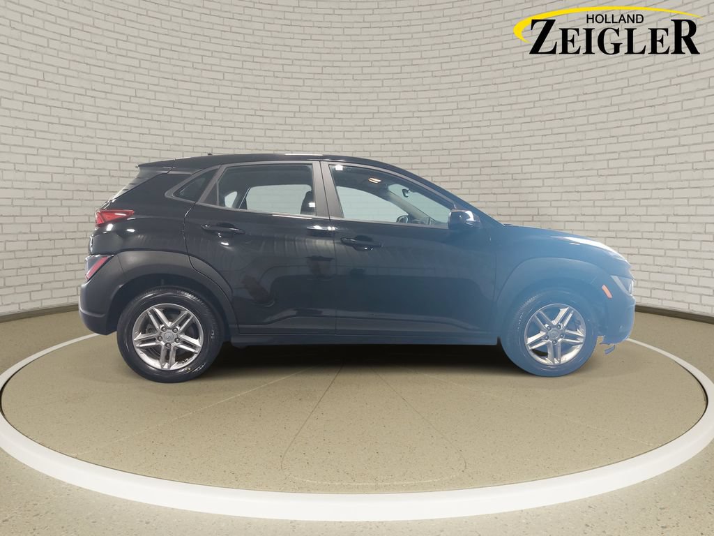 Used 2022 Hyundai Kona SE AWD/4WD image 4