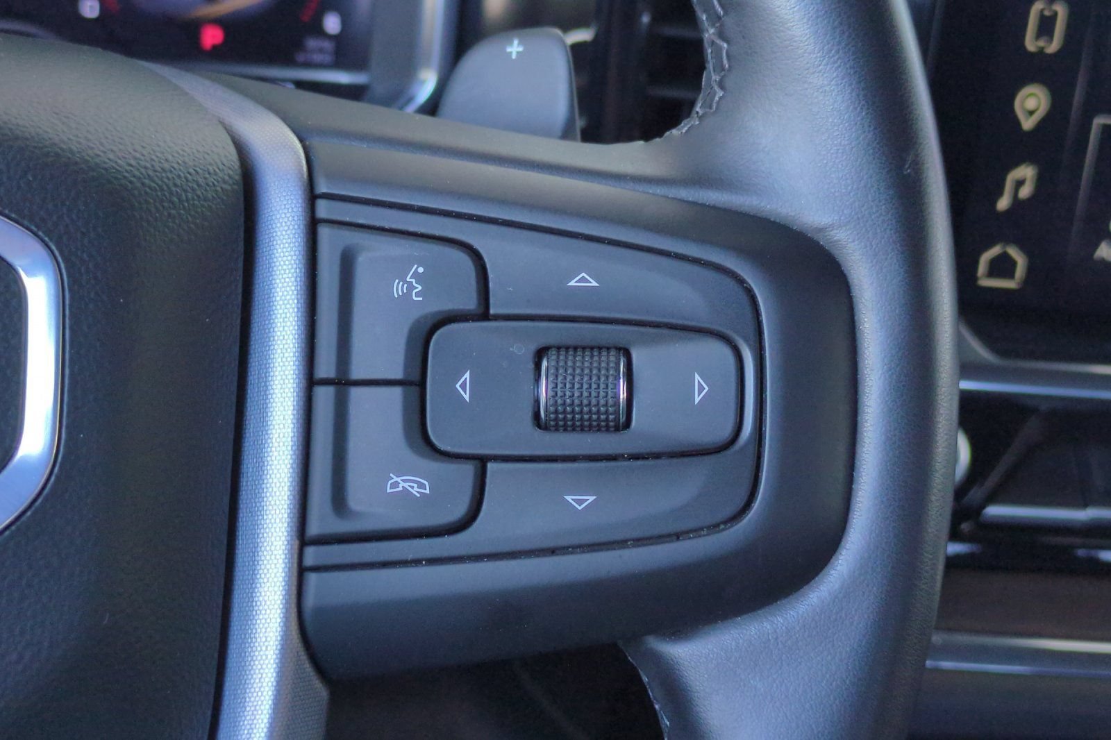 Used 2024 GMC Sierra 1500 SLT w/ SLT Premium Package AWD/4WD image 37