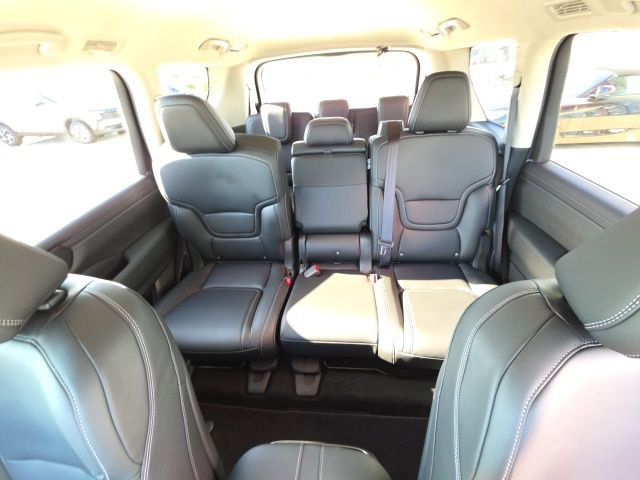 Used 2026 Nissan Armada SV AWD/4WD image 21