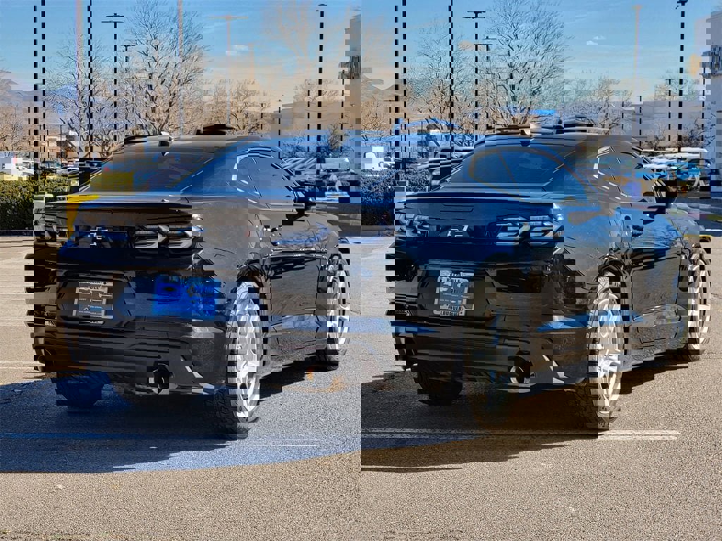 Certified 2022 Chevrolet Camaro LT image 3