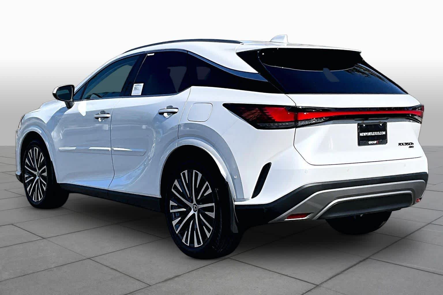 New 2026 Lexus RX 350 w/ Convenience Package AWD/4WD image 7