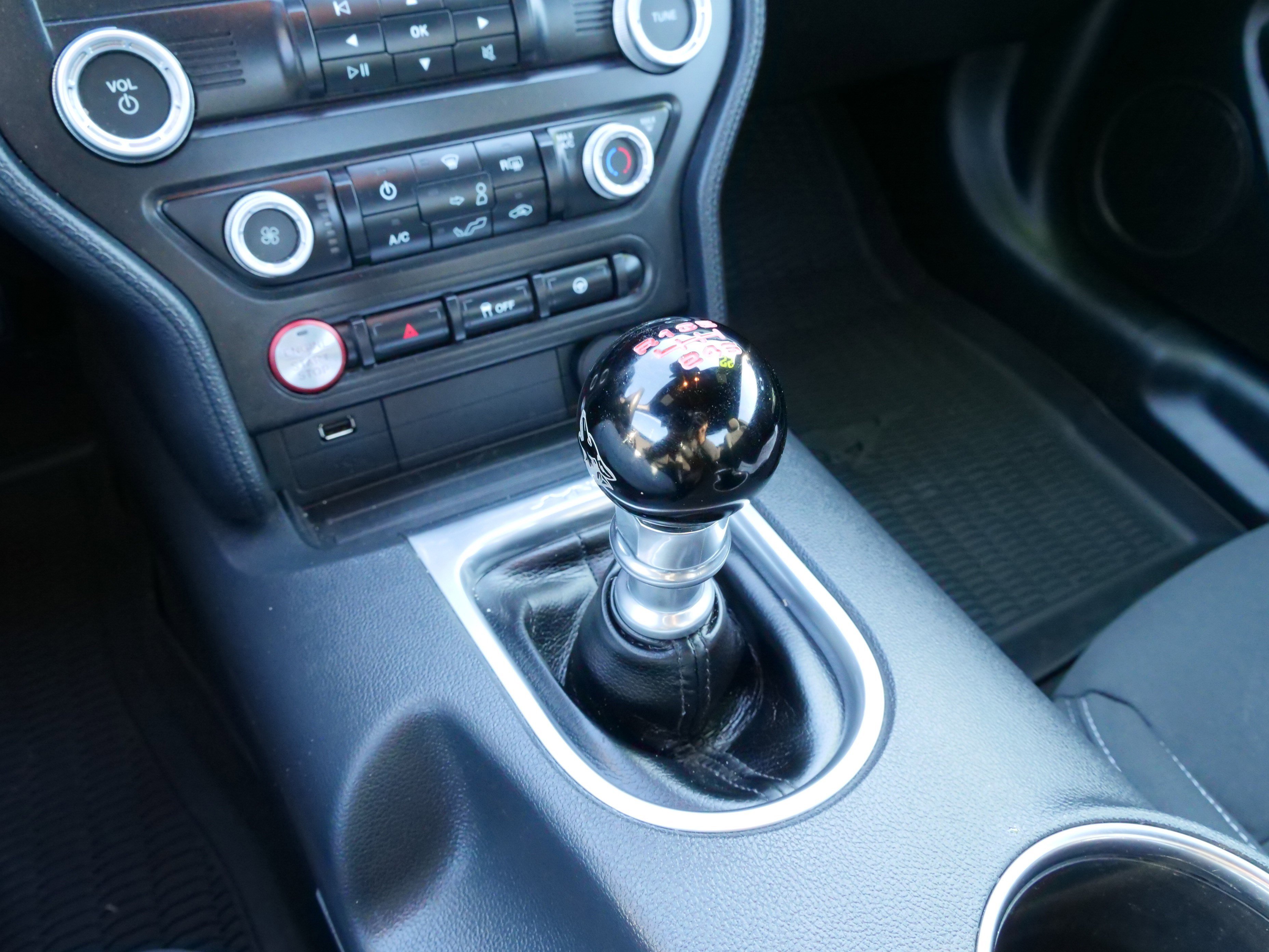 Used 2022 Ford Mustang GT image 28