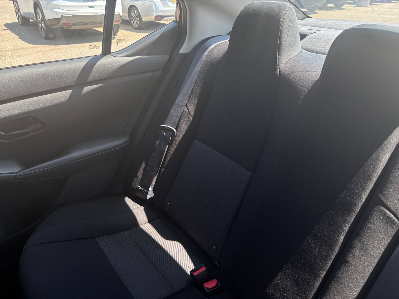 Used 2025 Nissan Sentra SV FWD image 39