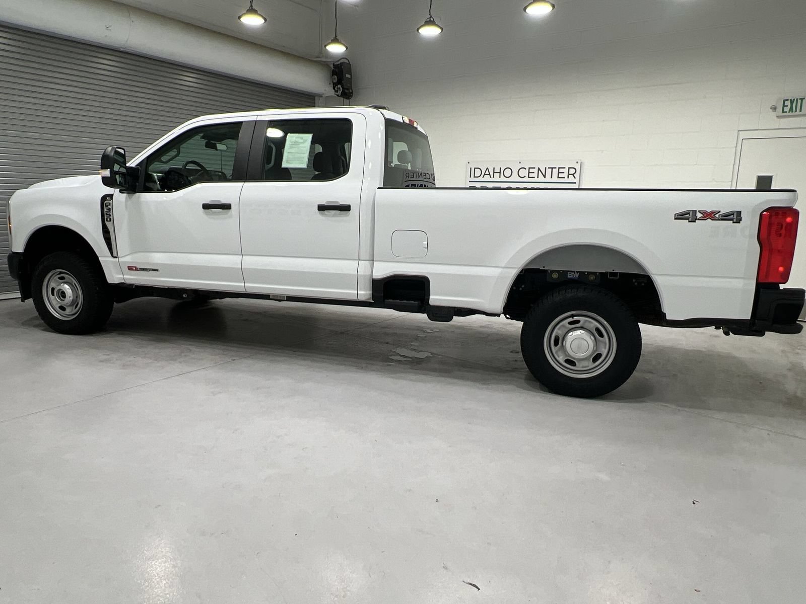 Used 2024 Ford F350 XL AWD/4WD image 5