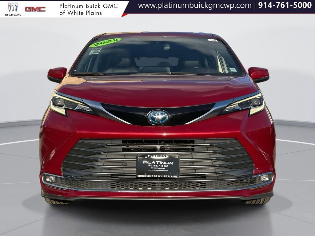 Used 2022 Toyota Sienna Platinum image 9