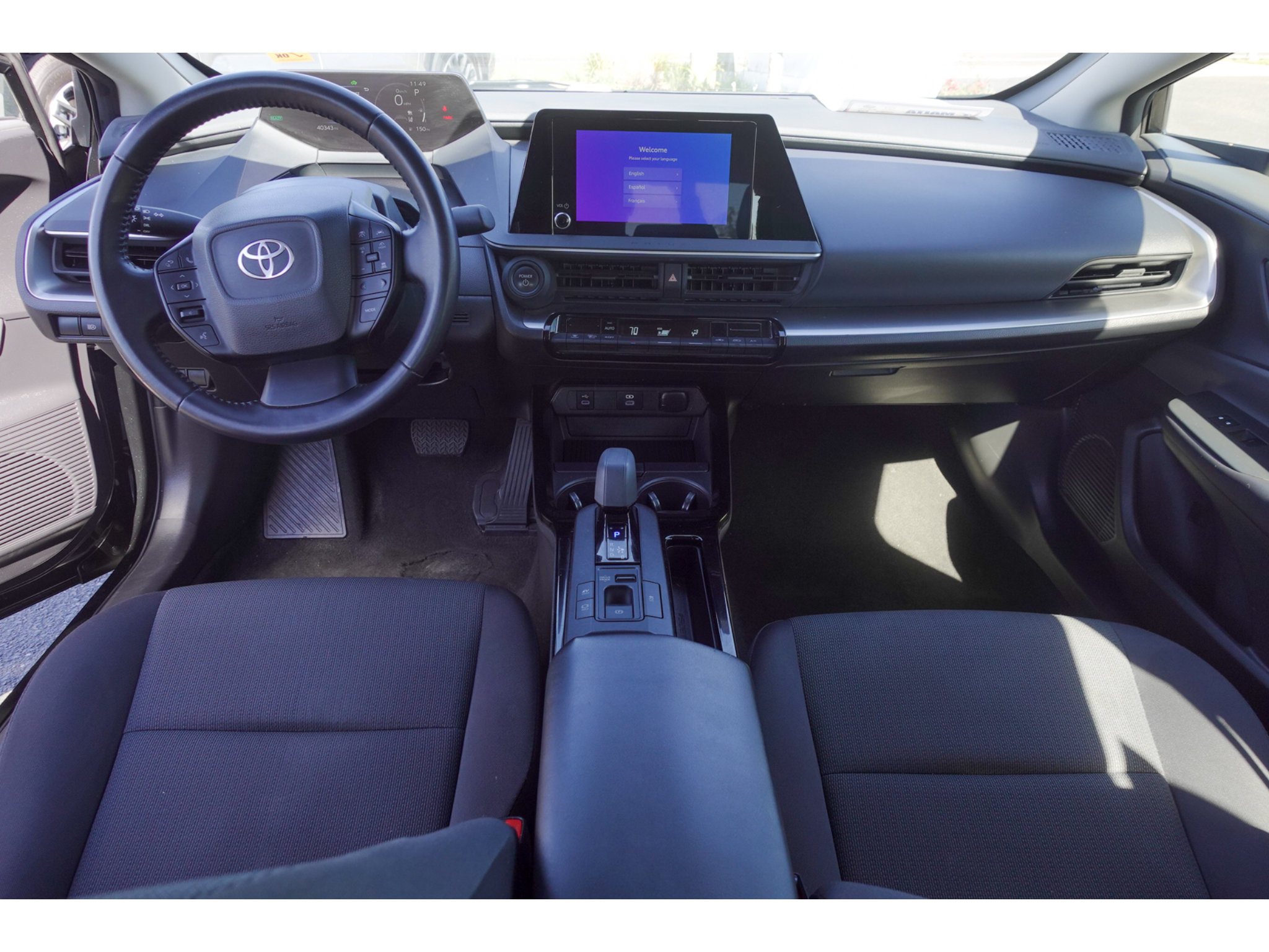 Used 2024 Toyota Prius LE FWD image 21