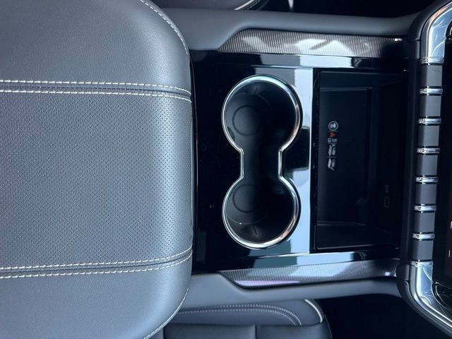 Used 2025 GMC Yukon XL Elevation RWD image 40