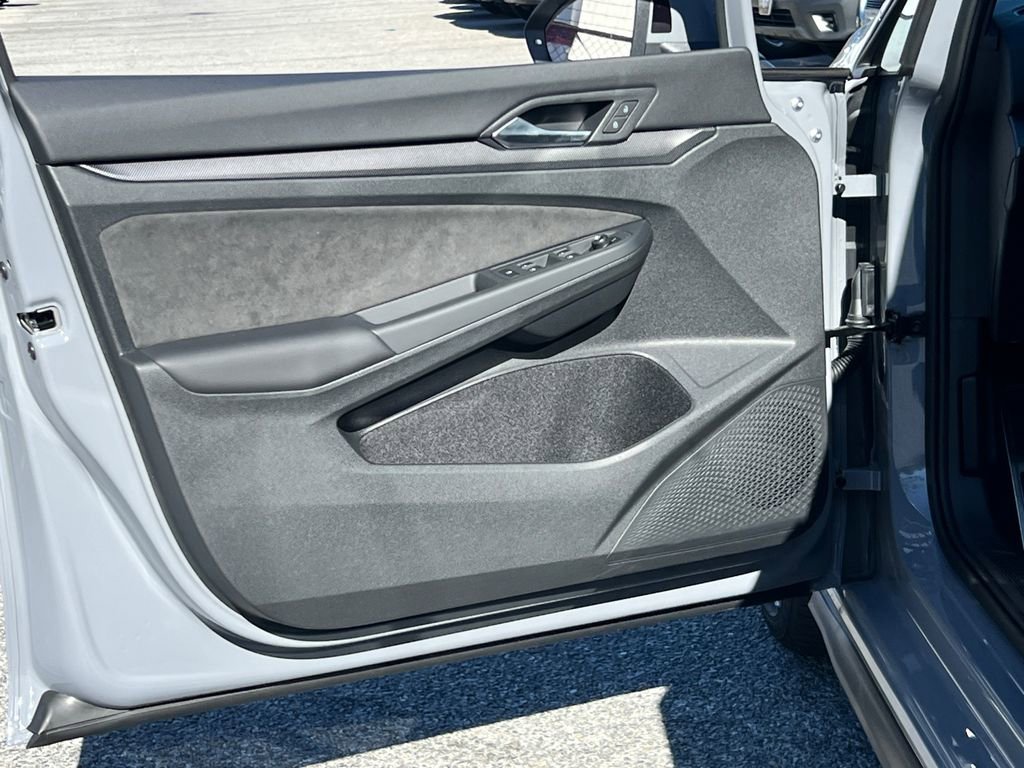 New 2025 Volkswagen GTI SE image 30