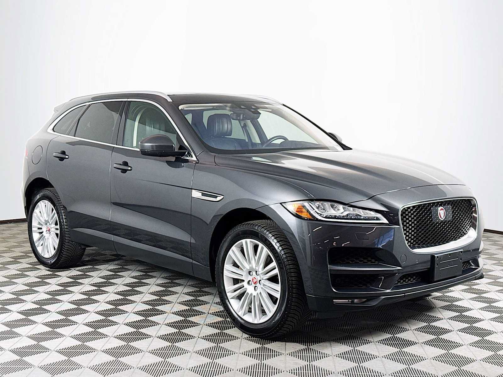 Used 2019 Jaguar F-PACE Portfolio AWD/4WD image 3
