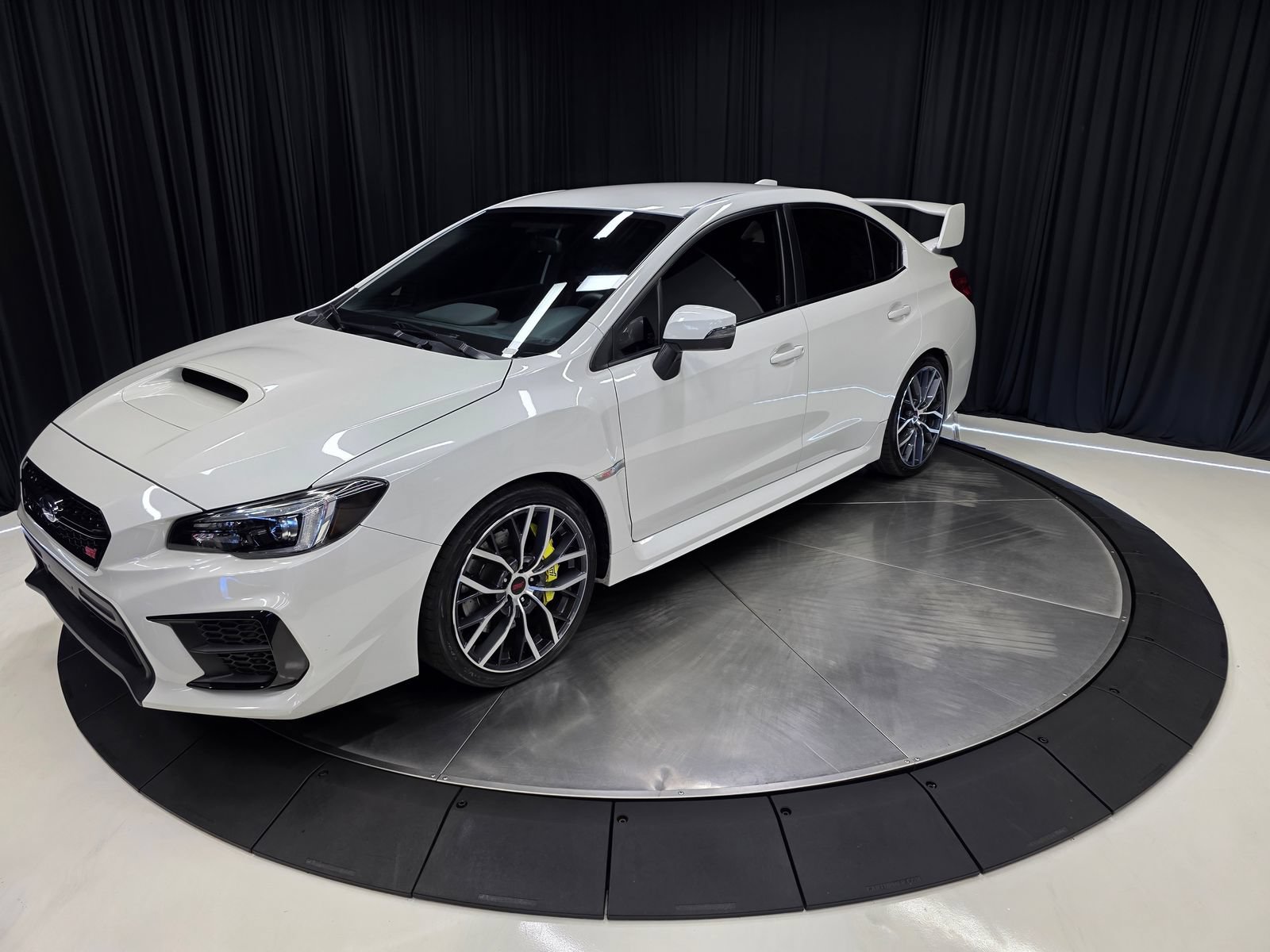Used 2020 Subaru WRX STI AWD/4WD image 11