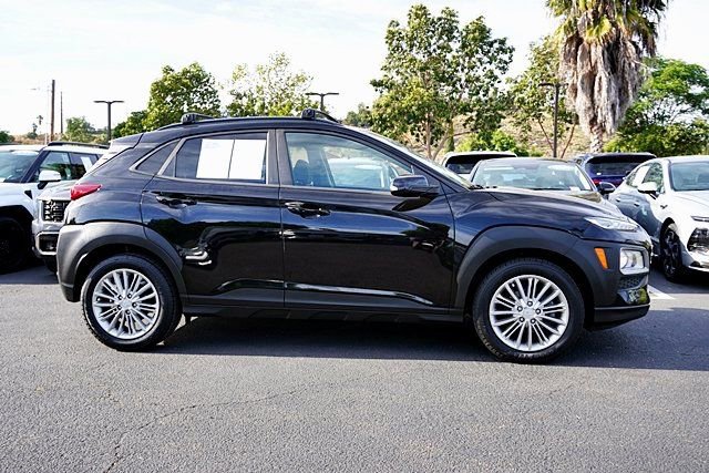 Used 2021 Hyundai Kona SEL Plus w/ Cargo Package FWD image 7
