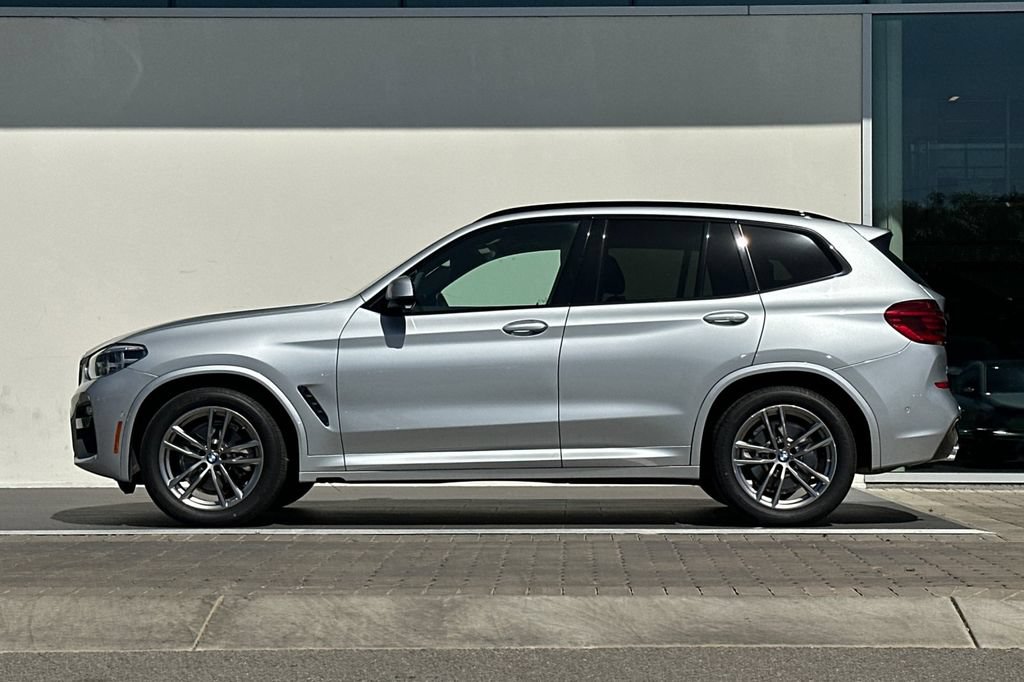 Used 2021 BMW X3 xDrive30i w/ Executive Package AWD/4WD image 6