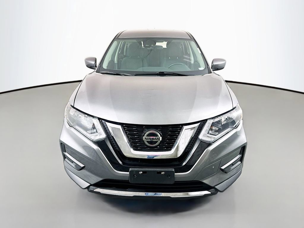 Used 2020 Nissan Rogue S image 2