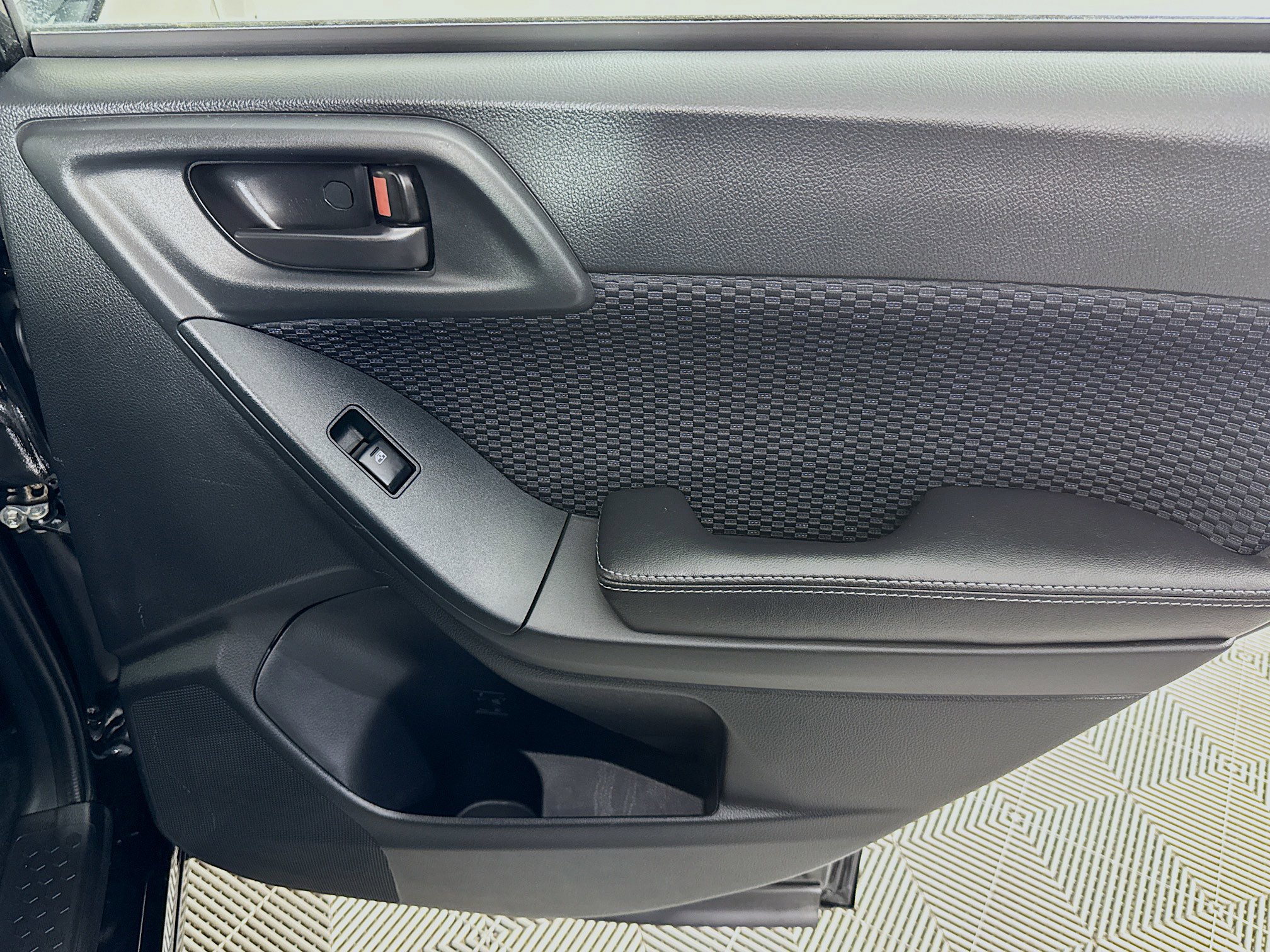 Used 2018 Subaru Forester 2.5i image 26